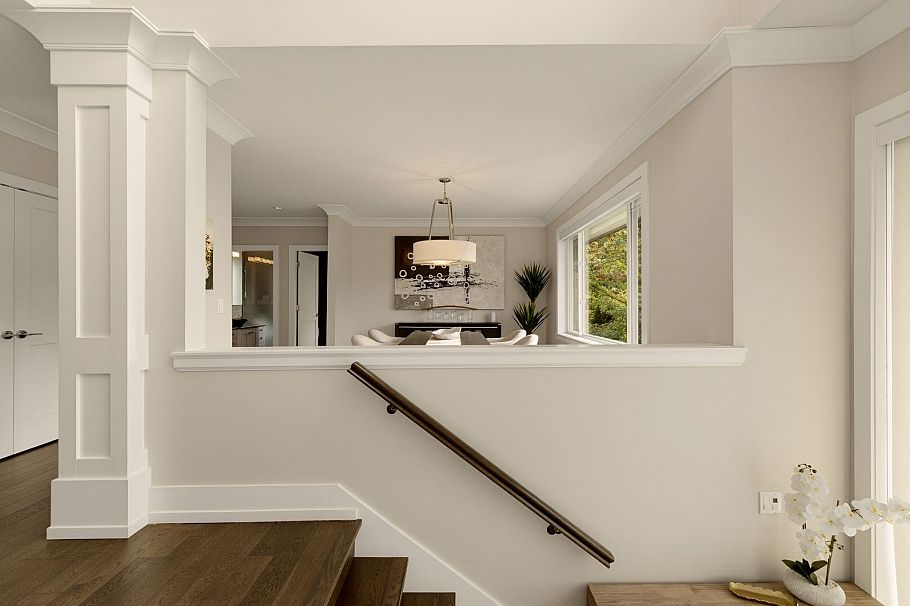 5008 Redonda Drive North Vancouver, BC - 13