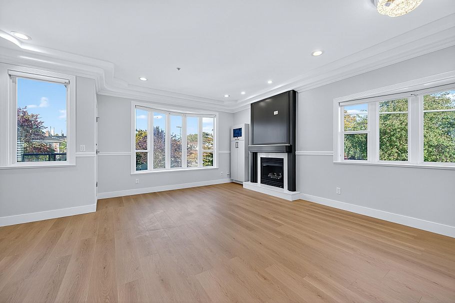 392 E 63rd Avenue Vancouver, BC - 8