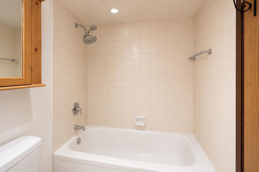 507 1515 Eastern Avenue North Vancouver, BC - 15