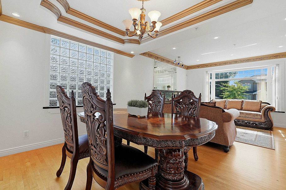 2763 E 53rd Avenue Vancouver, BC - 10