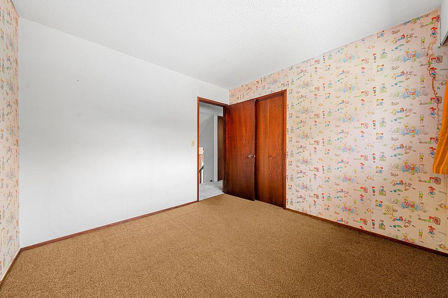 3833 Lynn Valley Road North Vancouver, BC - 22