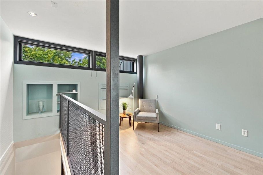 3008 Victoria Drive Vancouver, BC - 30