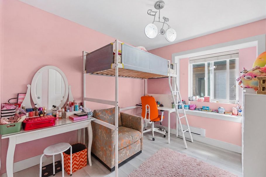 318 W 18th Street North Vancouver, BC - 20