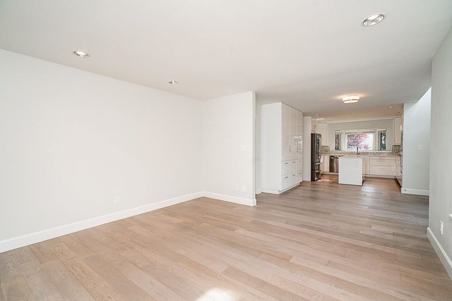 2308 W 14th Avenue Vancouver, BC - 16