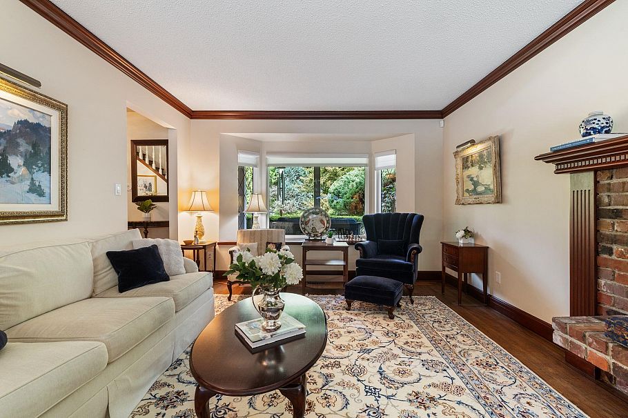971 Canyon Boulevard North Vancouver, BC - 14