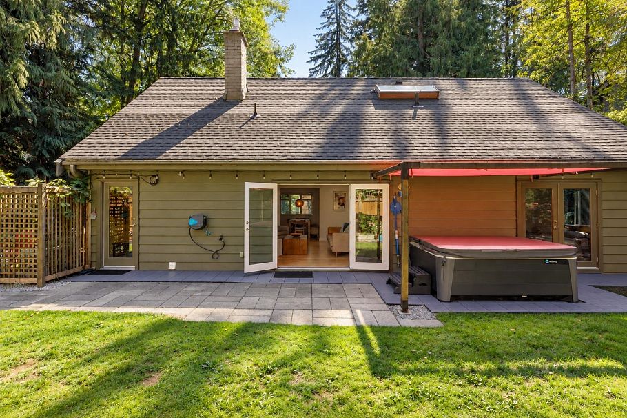 1458 Kilmer Road North Vancouver, BC - 10