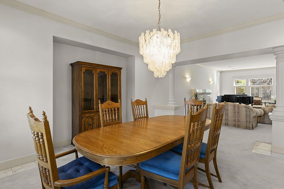 2677 W 34th Avenue Vancouver, BC - 11