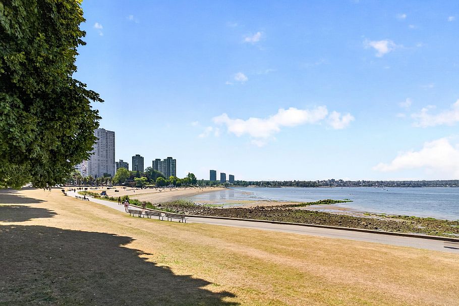 1402 1995 Beach Avenue Vancouver, BC - 22