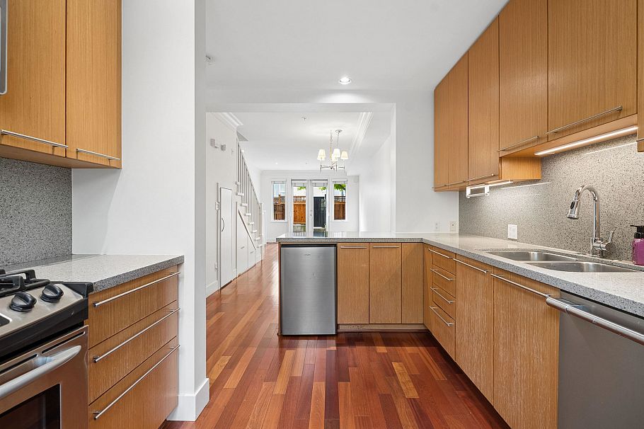 2957 Laurel Street Vancouver, BC - 13