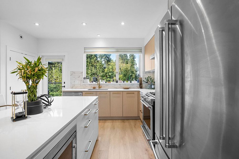53 3597 Malsum Drive North Vancouver, BC - 15