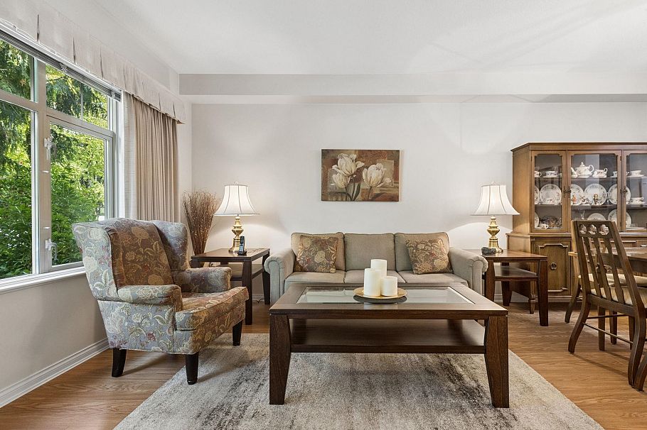304 2059 Chesterfield Avenue North Vancouver, BC - 5