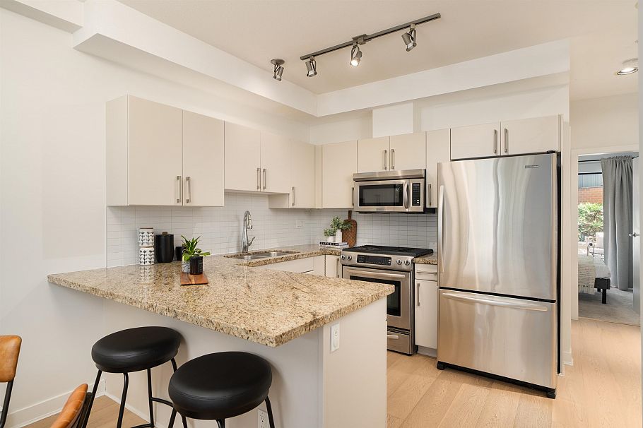 1835 Stainsbury Avenue Vancouver, BC - 8