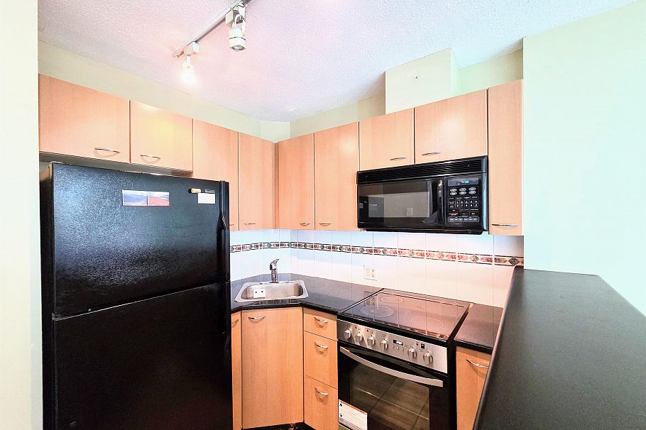 1109 1367 Alberni Street Vancouver, BC - 6
