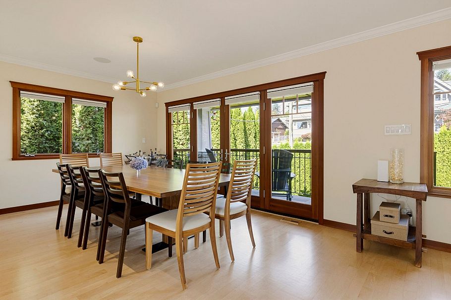 141 E Windsor Road North Vancouver, BC - 8