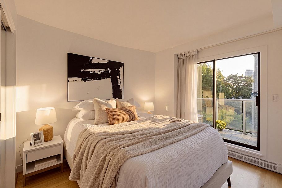 300 1410 Bute Street Vancouver, BC - 25