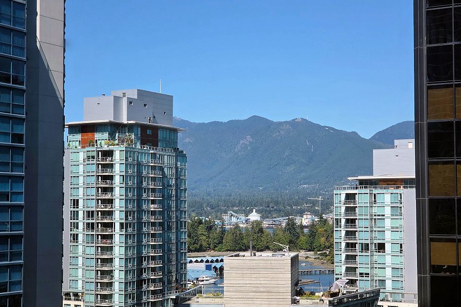 1109 1367 Alberni Street Vancouver, BC - 9