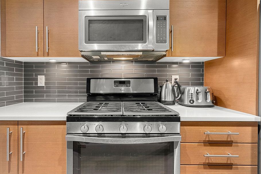 205 3294 Mt Seymour Parkway North Vancouver, BC - 12