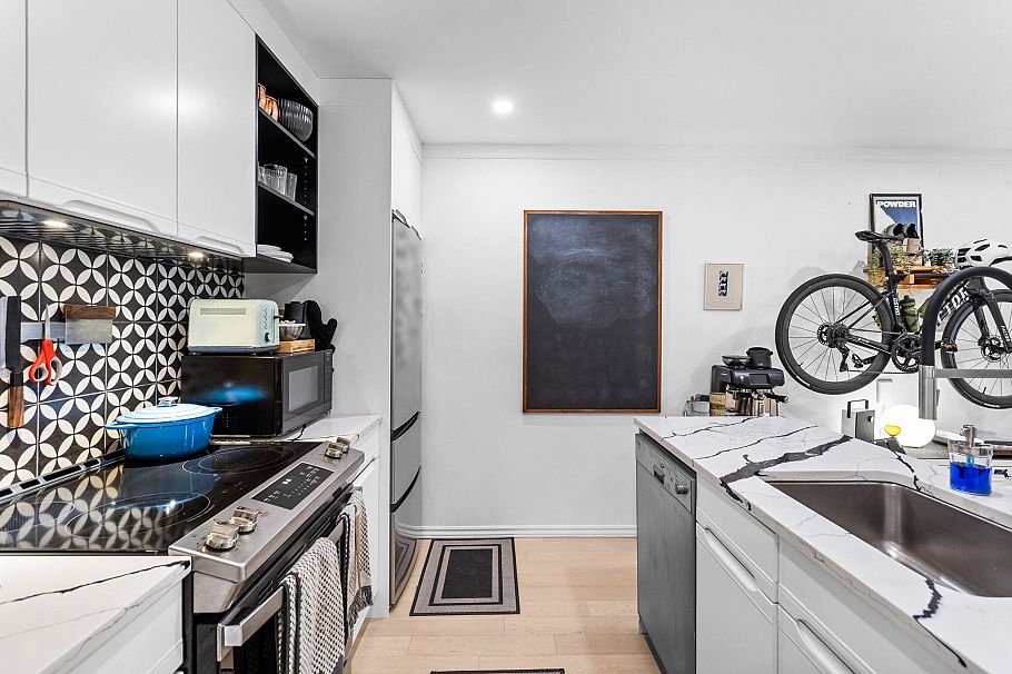 112 1717 W 13th Avenue Vancouver, BC - 15