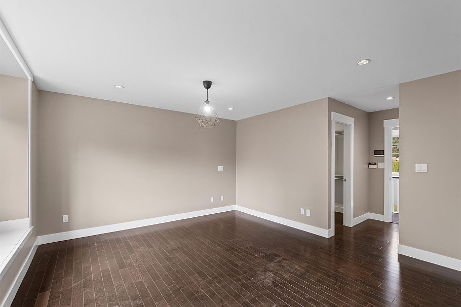 1501 Frederick Road North Vancouver, BC - 14