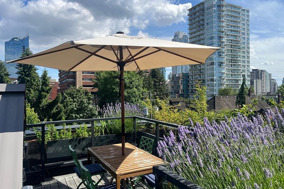 2 1152 Comox Street Vancouver, BC - 1