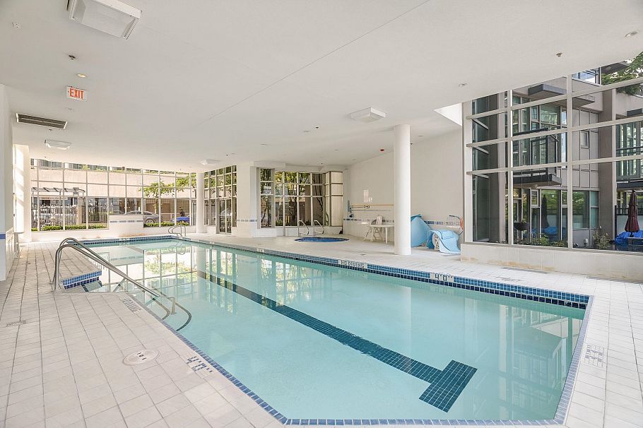 1005 1328 W Pender Street Vancouver, BC - 17