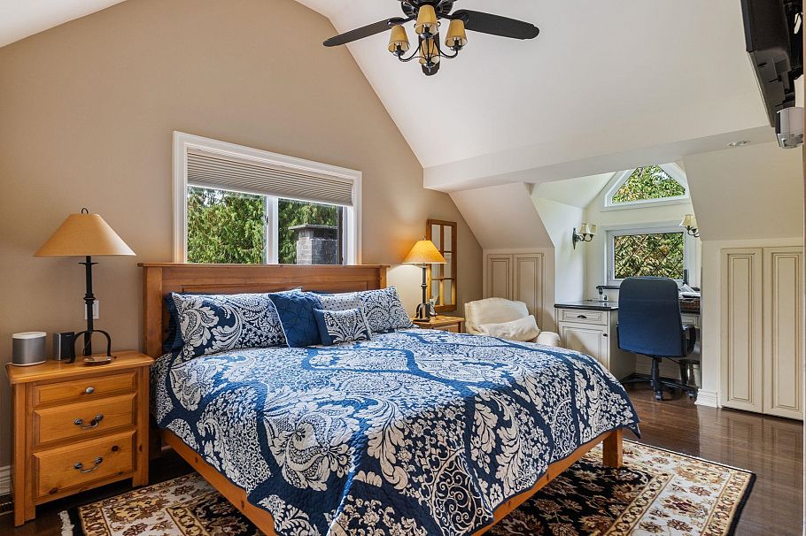 971 Canyon Boulevard North Vancouver, BC - 23