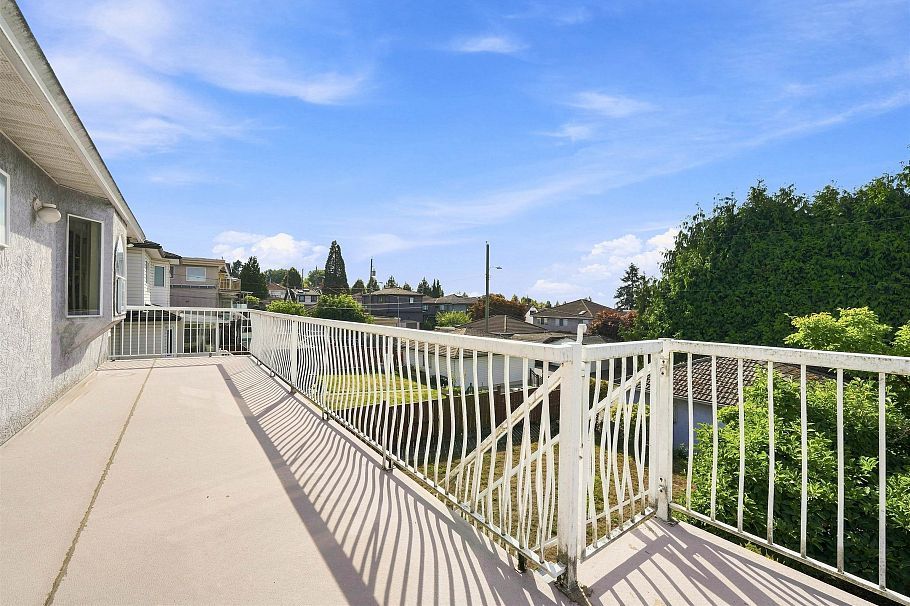 1708 Prestwick Drive Vancouver, BC - 18