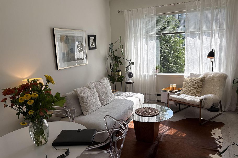 744 E 3rd Street North Vancouver, BC - 4