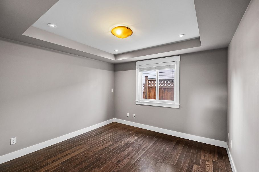 1501 Frederick Road North Vancouver, BC - 12