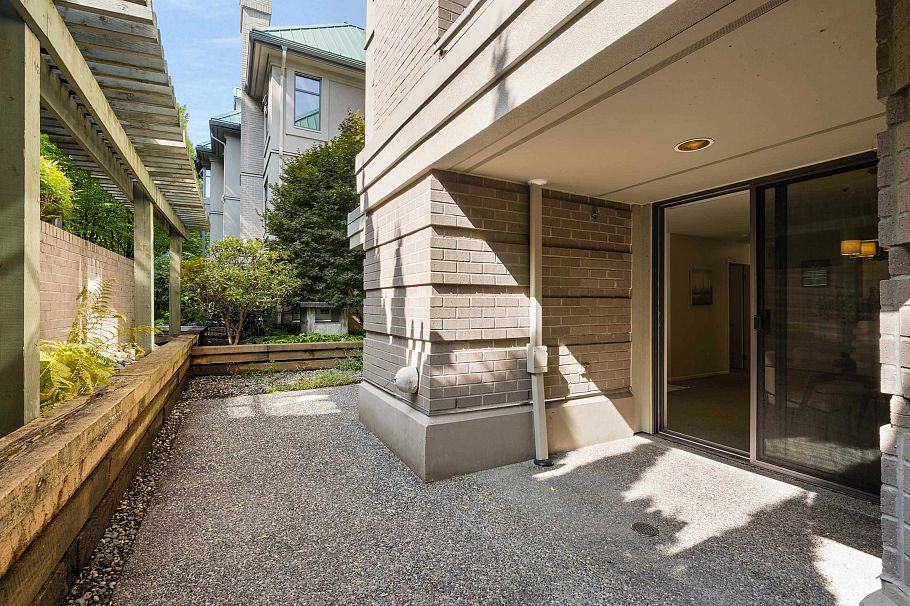 E106 628 W 12th Avenue Vancouver, BC - 28