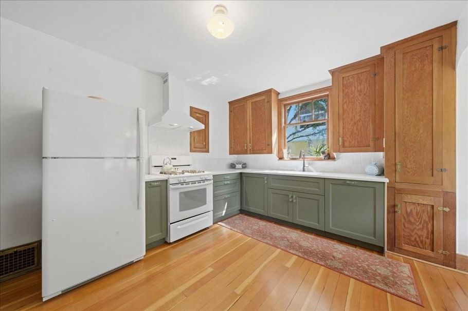 2076 Turner Street Vancouver, BC - 5