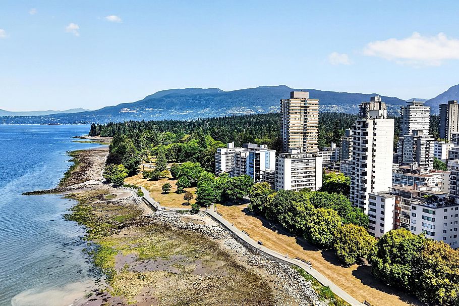 1402 1995 Beach Avenue Vancouver, BC - 25