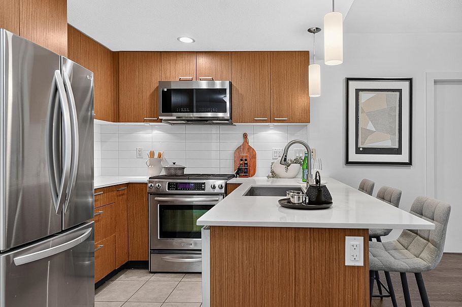 316 1330 Marine Drive North Vancouver, BC - 13