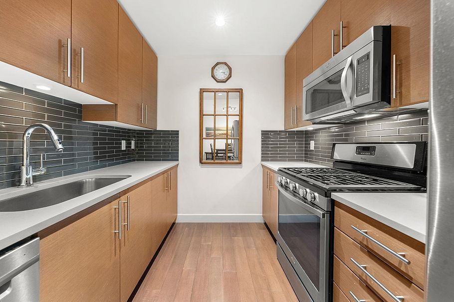 205 3294 Mt Seymour Parkway North Vancouver, BC - 10