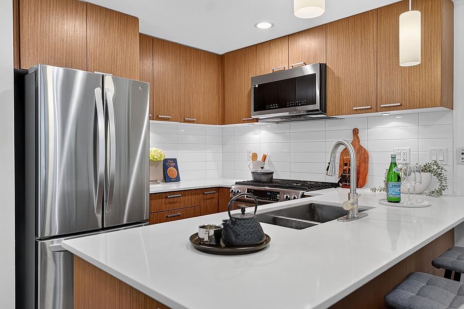 316 1330 Marine Drive North Vancouver, BC - 12