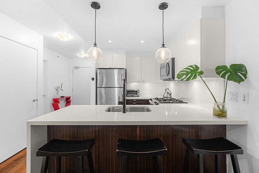 603 160 W 3rd Street North Vancouver, BC - 6