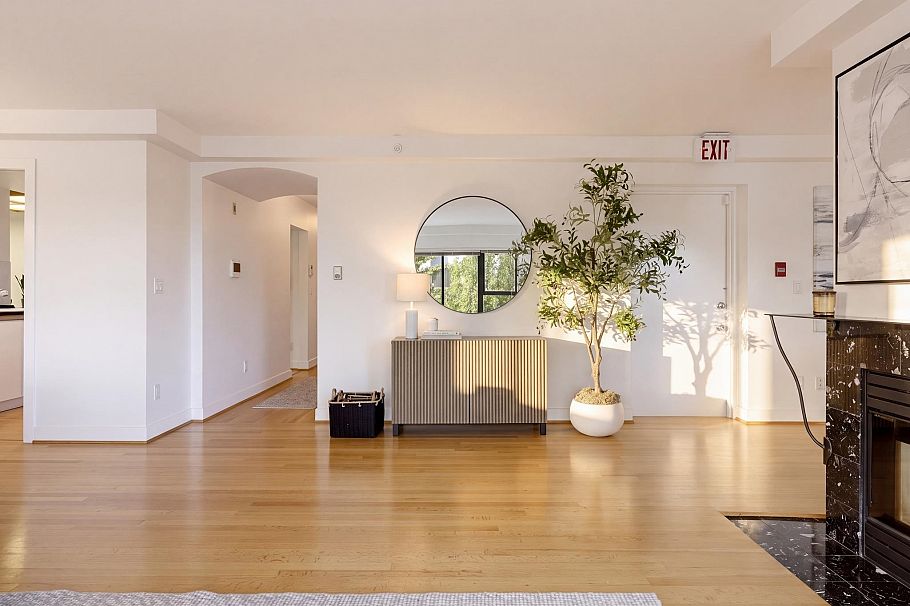 300 1410 Bute Street Vancouver, BC - 8
