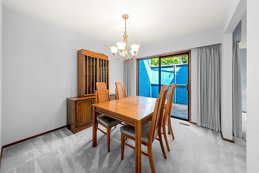 3833 Lynn Valley Road North Vancouver, BC - 9