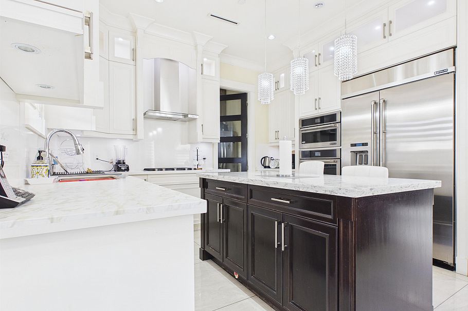 426 E 63 Avenue Vancouver, BC - 26