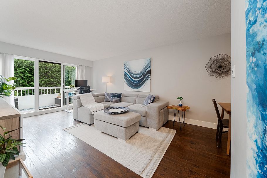 303 2450 Cornwall Avenue Vancouver, BC - 7