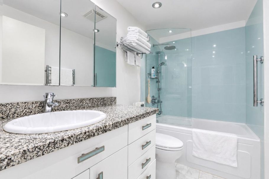 1346 Walnut Street Vancouver, BC - 17
