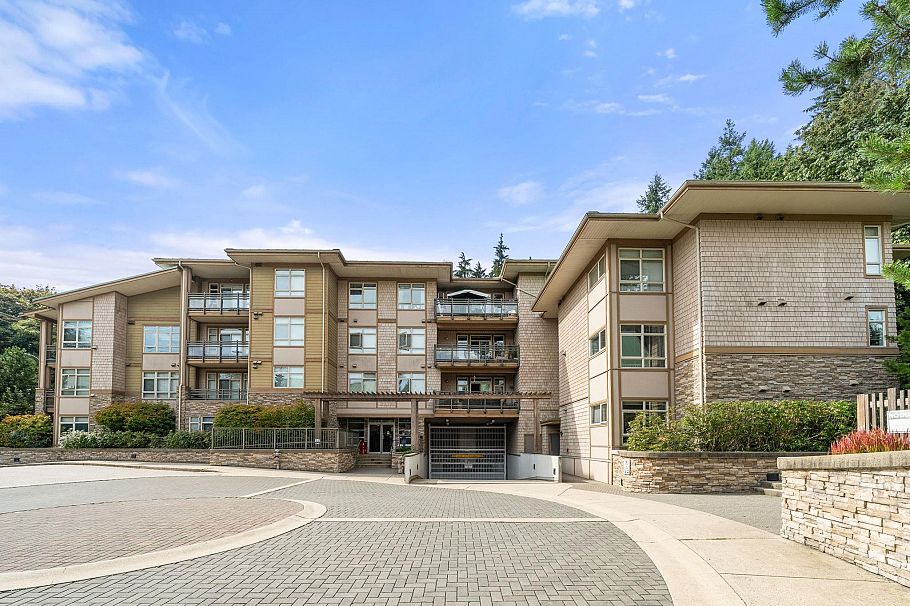 205 3294 Mt Seymour Parkway North Vancouver, BC - 2