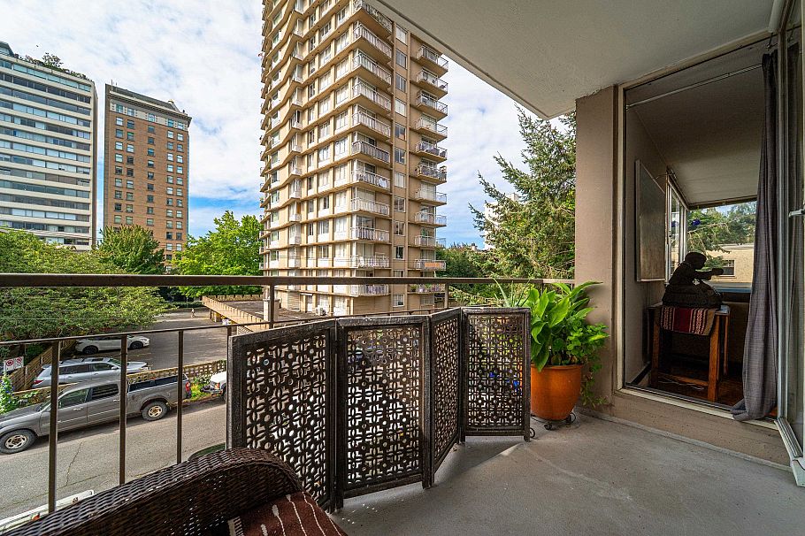 203 1850 Comox Street Vancouver, BC - 15