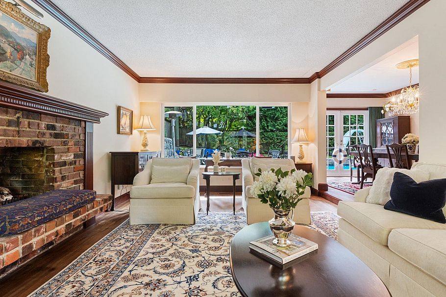 971 Canyon Boulevard North Vancouver, BC - 9