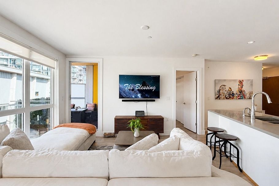 608 8580 River District Crossing Vancouver, BC - 4