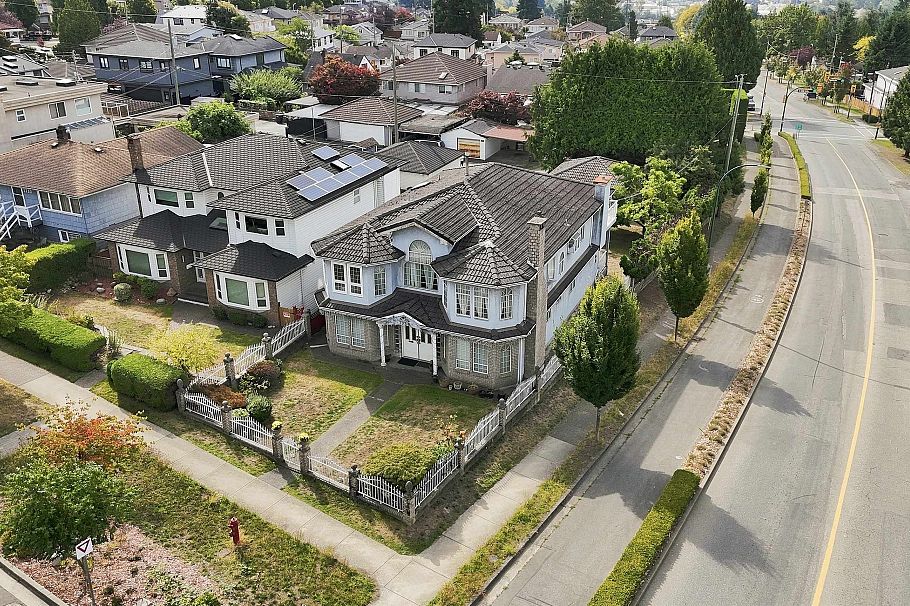 1708 Prestwick Drive Vancouver, BC - 40
