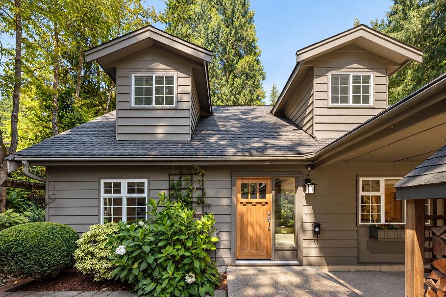 1458 Kilmer Road North Vancouver, BC - 1