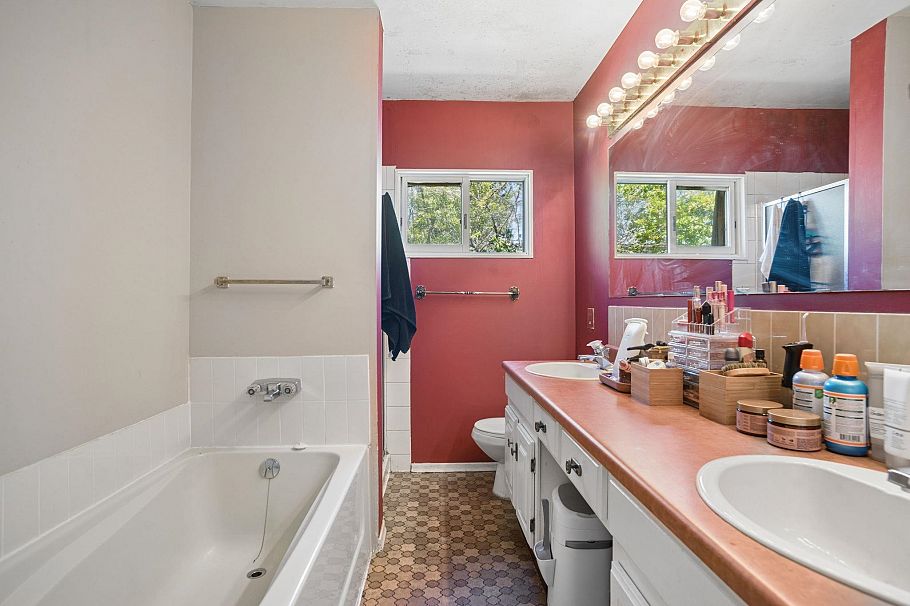 1844 Acadia Road Vancouver, BC - 23