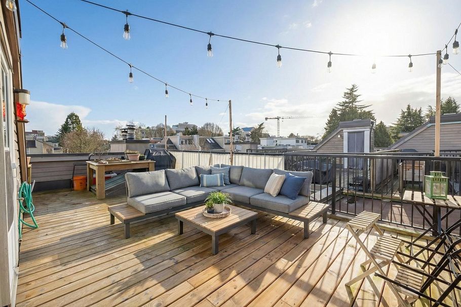311 1922 W 7th Avenue Vancouver, BC - 1