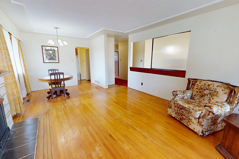 492 Aubrey Place Vancouver, BC - 5